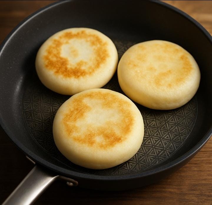 Arepas D'Enkanto rellenas - Deliciosas desde la masa hasta el relleno de mozzarella